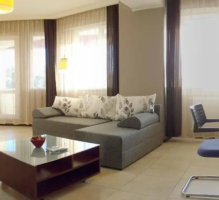 Summerland Aparthotel 4*