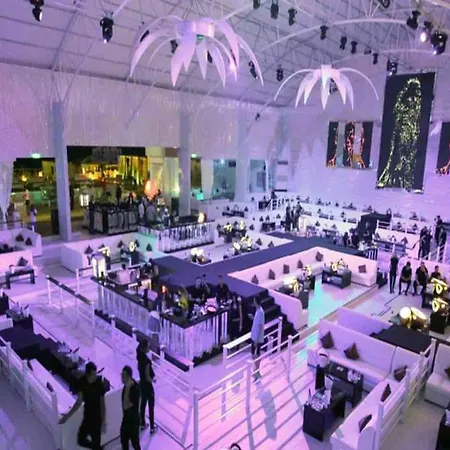 Aparthotel Summerland 4*