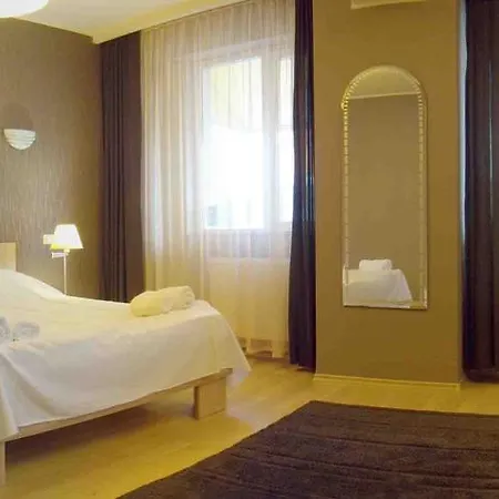 Hotel apartamentowy Summerland