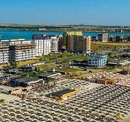 Summerland Mamaia
