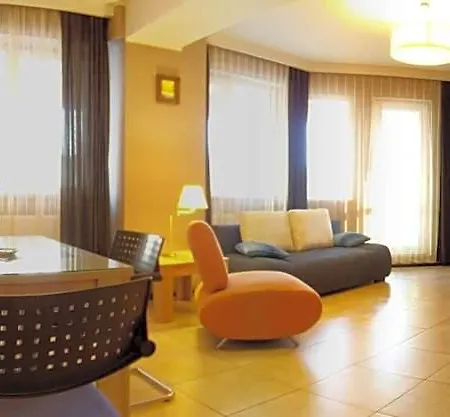 Summerland 4* Mamaja
