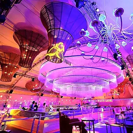 Summerland Lägenhetshotell Mamaia