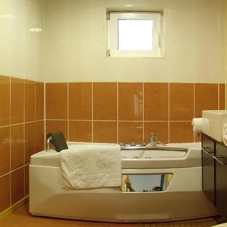 Hotel apartamentowy Summerland