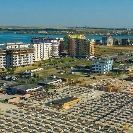 Summerland Mamaia